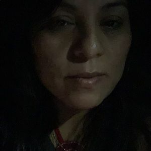 Meet your Posher, Lorena